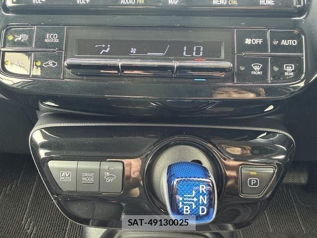 Toyota PRIUS 2019-11 8855454-16
