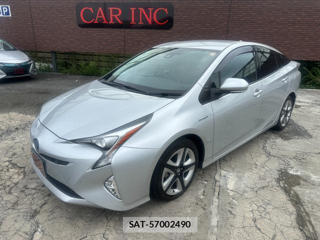 Toyota PRIUS 2017-05 8855517-11