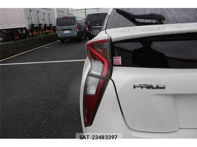 Toyota PRIUS 2016-03 8855609-14