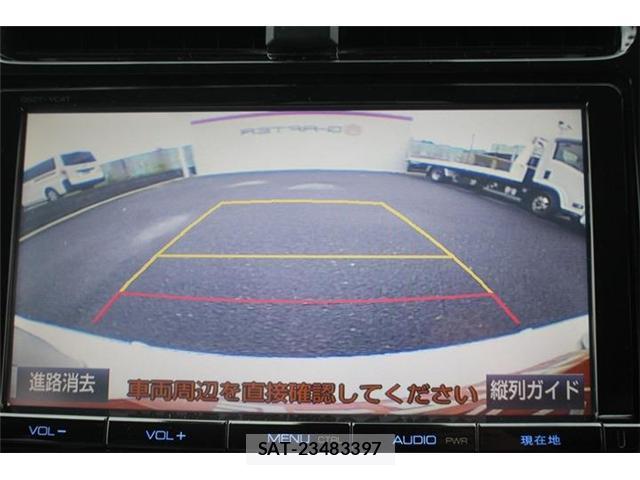 Toyota PRIUS 2016-03 8855609-2