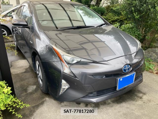 Toyota PRIUS 2017-05 8855690-2