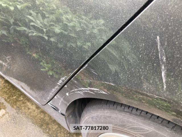 Toyota PRIUS 2017-05 8855690-6