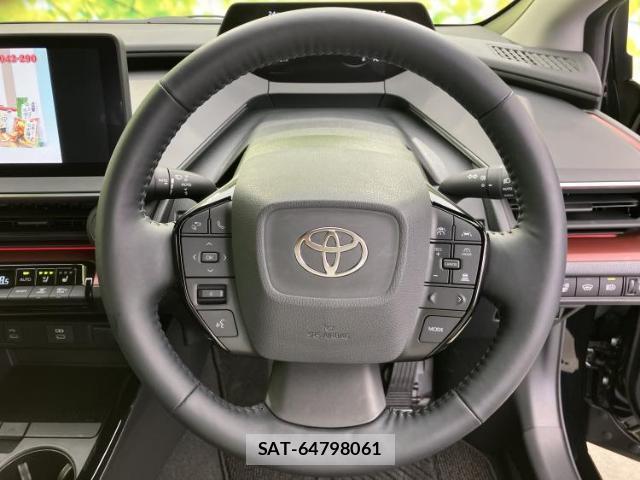 Toyota PRIUS 2023-06 8855713-15