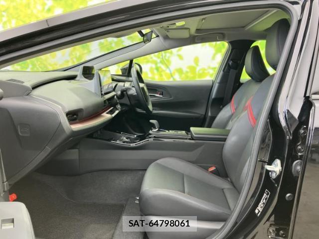 Toyota PRIUS 2023-06 8855713-3