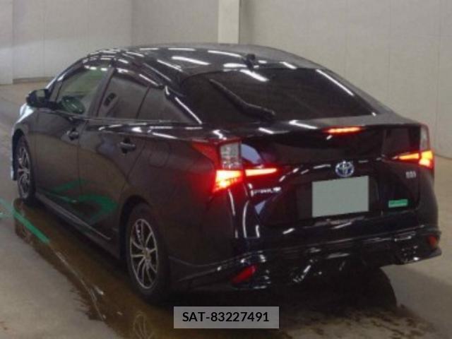 Toyota PRIUS 2021-03 8855802-3