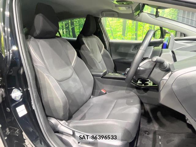 Toyota PRIUS 2024-02 8855973-8