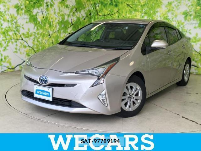 Toyota PRIUS 2018-03 8856003-0