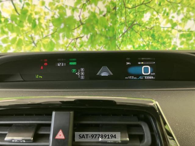 Toyota PRIUS 2018-03 8856003-13
