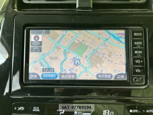 Toyota PRIUS 2018-03 8856003-8