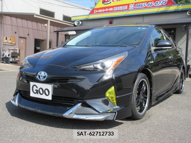 Toyota PRIUS 2016-05 8856089-1