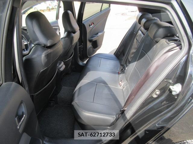 Toyota PRIUS 2016-05 8856089-10