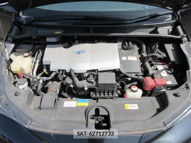 Toyota PRIUS 2016-05 8856089-15
