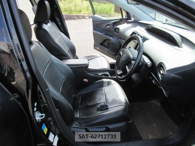 Toyota PRIUS 2016-05 8856089-8