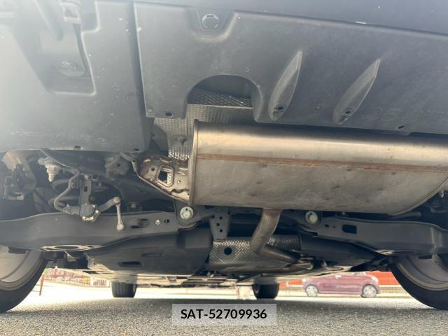 Toyota PRIUS 2018-09 8856175-10