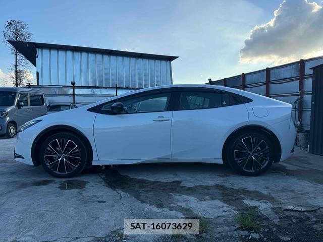 Toyota PRIUS 2025-02 8856179-15