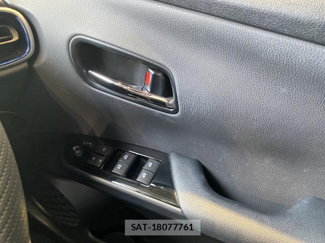 Toyota PRIUS 2016-07 8856190-14