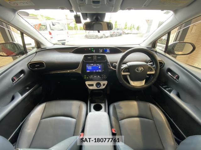 Toyota PRIUS 2016-07 8856190-2