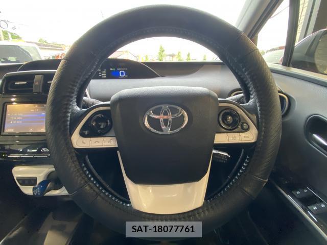 Toyota PRIUS 2016-07 8856190-3