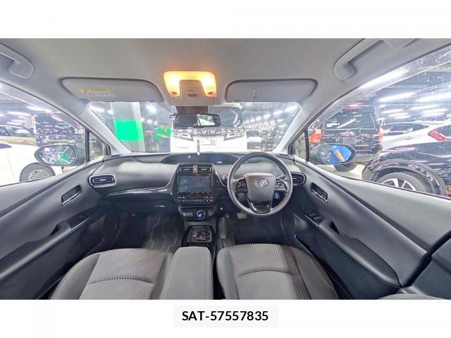 Toyota PRIUS 2019-07 8856563-7