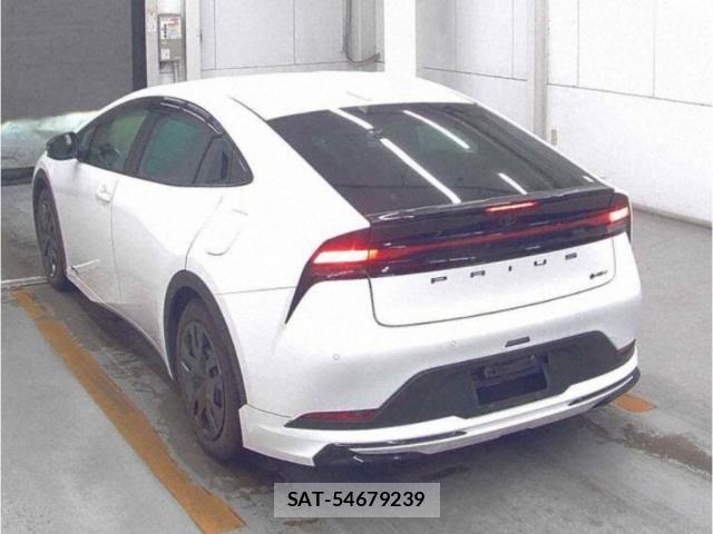 Toyota PRIUS 2023-08 8856568-8