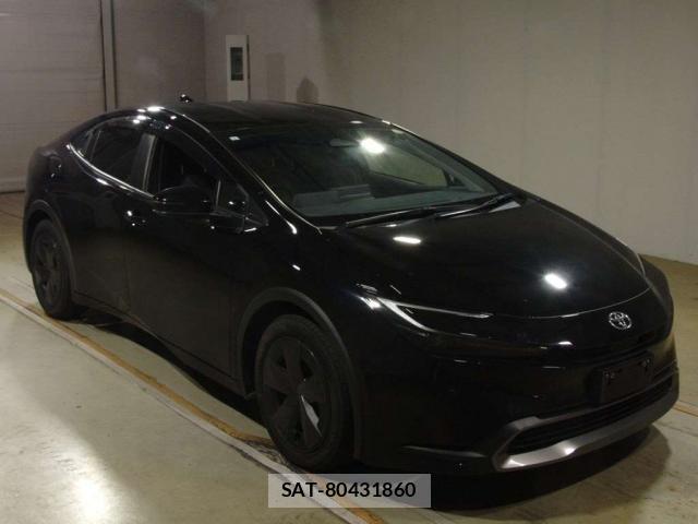 Toyota PRIUS 2023-08 8856576-10