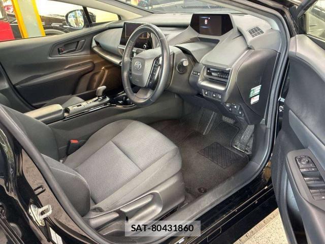 Toyota PRIUS 2023-08 8856576-3
