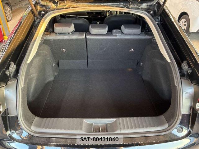 Toyota PRIUS 2023-08 8856576-7