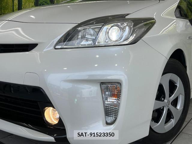 Toyota PRIUS 2015-06 8856693-11