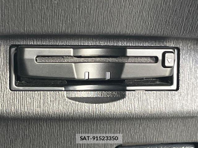 Toyota PRIUS 2015-06 8856693-4