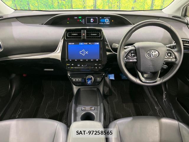Toyota PRIUS 2019-11 8856695-1