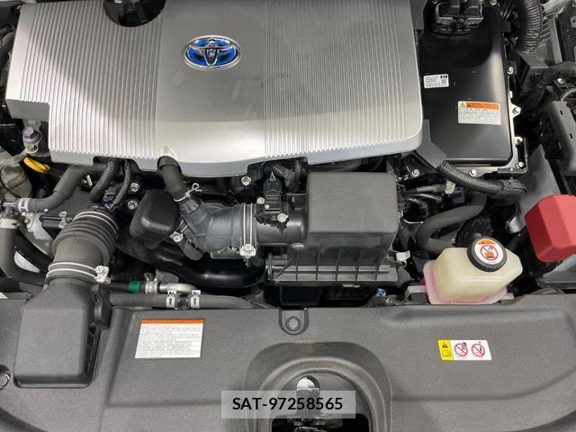 Toyota PRIUS 2019-11 8856695-17