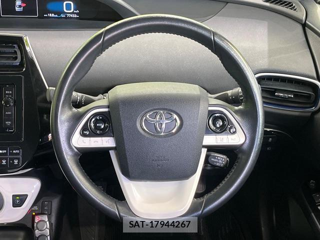Toyota PRIUS 2016-03 8856700-10