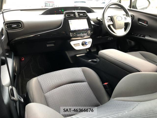 Toyota PRIUS 2016-09 8856822-16