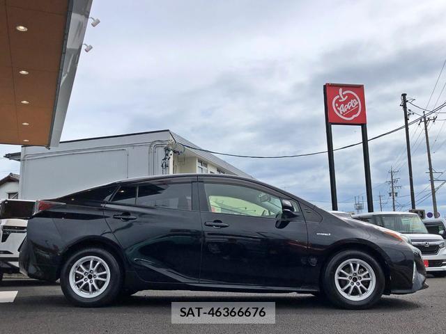 Toyota PRIUS 2016-09 8856822-7