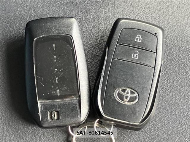 Toyota PRIUS 2024-10 8856927-16