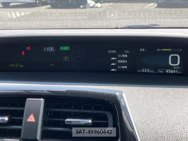 Toyota PRIUS 2021-08 8856944-13