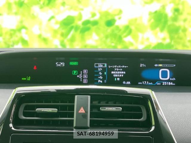 Toyota PRIUS 2016-01 8856992-13