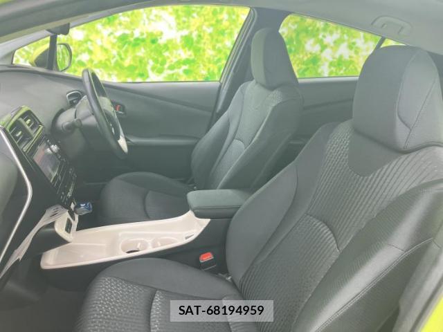 Toyota PRIUS 2016-01 8856992-5