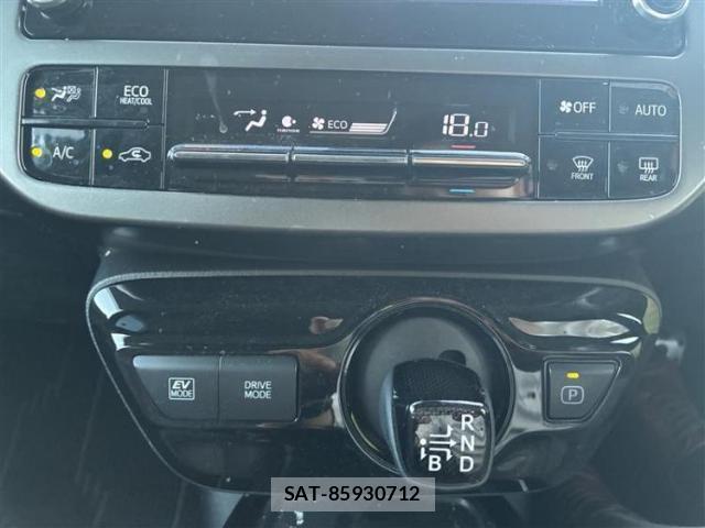 Toyota PRIUS 2022-10 8857047-11