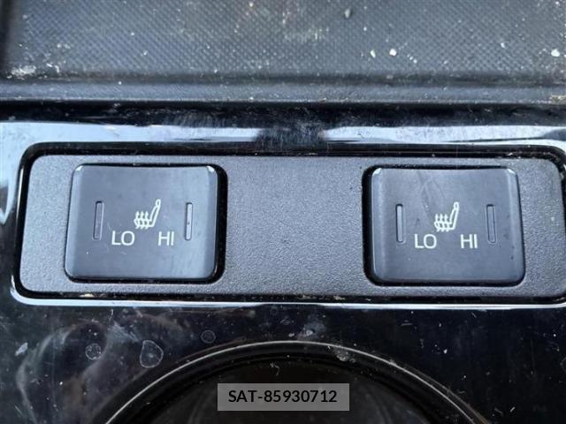 Toyota PRIUS 2022-10 8857047-12