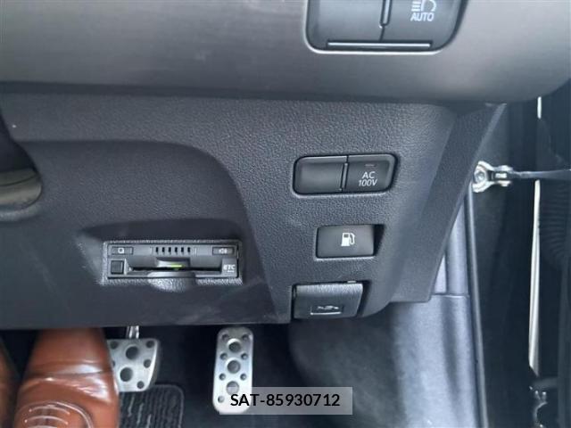 Toyota PRIUS 2022-10 8857047-14