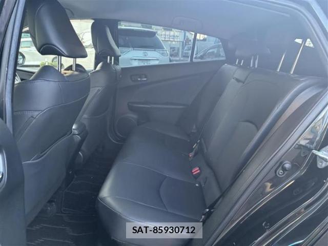 Toyota PRIUS 2022-10 8857047-5