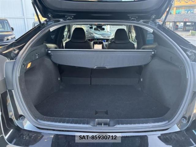 Toyota PRIUS 2022-10 8857047-7