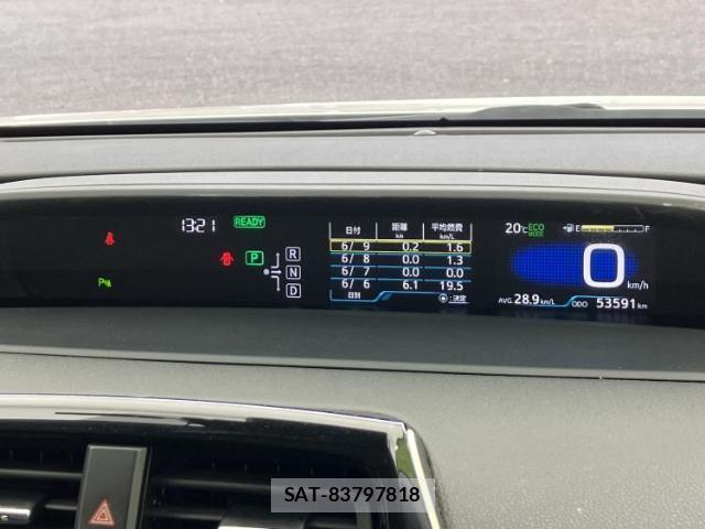 Toyota PRIUS 2018-04 8857101-13