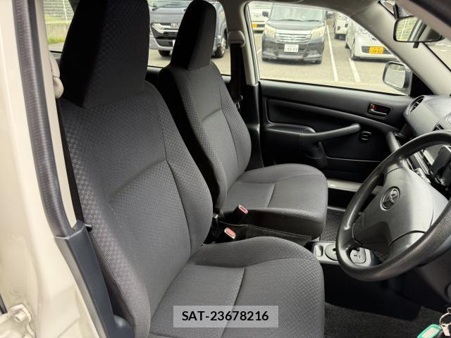 Toyota PROBOX 2019-08 8855664-1