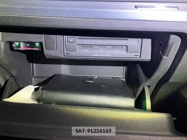 Audi Q2 2017-09 8854528-14
