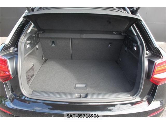 Audi Q2 2019-11 8855612-5