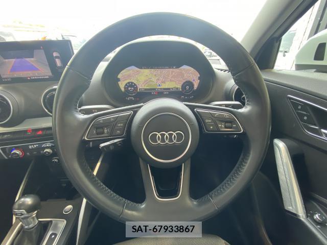 Audi Q2 2017-04 8856189-3