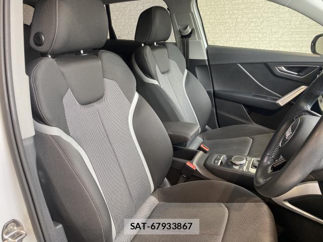 Audi Q2 2017-04 8856189-6