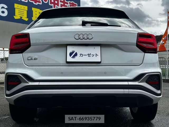 Audi Q2 2021-08 8856732-16
